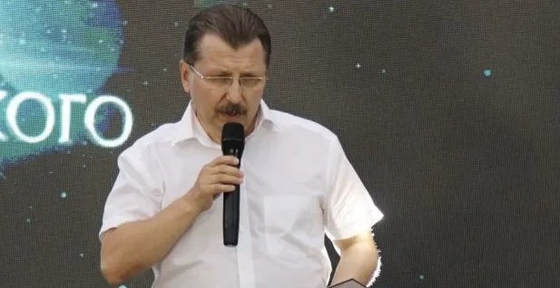 Директор Волжского филиала Волгоградского медицинского колледжа получил достойную награду